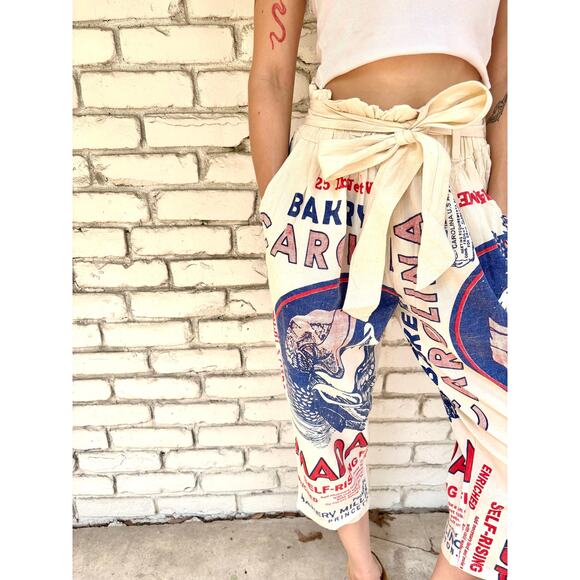 Handmade Vintage-Inspired Capri Pants Flour Feed Sack Elastic Cinched Waist - Picture 2 of 4